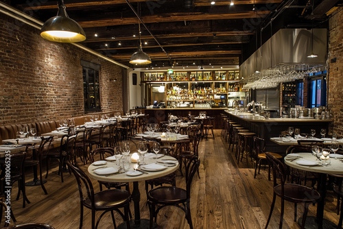 Fototapeta Naklejka Na Ścianę i Meble -  Rustic charm in elegant dining space