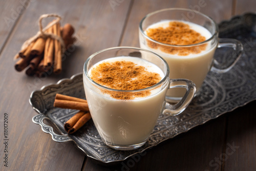 Obraz na płótnie Turkish hot drink; Sahlep or salep w salonie
