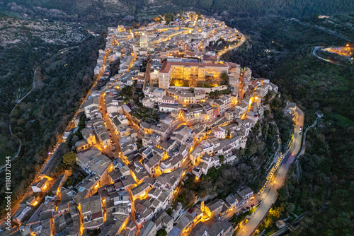 Ragusa Ibla - Veduta aerea notturna