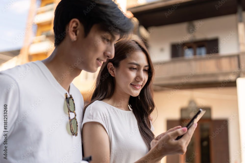 Traveling couple a vibrant city capturing moments urban lifestyle daylight joyful connection Traveling couple a vibrant city capturing moments urban lifestyle daylight joyful connection