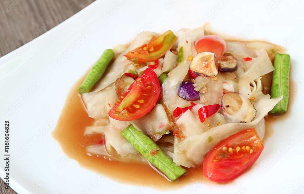 Mouthwatering Hot and Spicy Luang Prabang Style Green Papaya Salad