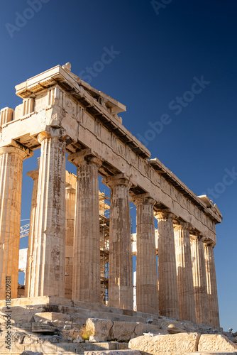 Obraz na płótnie Visit Acropolis hill and the temple of Parthenon. Beautiful view during a sunny day with this heritage landmark of Greek history from Athens. Travel to Greece. w salonie