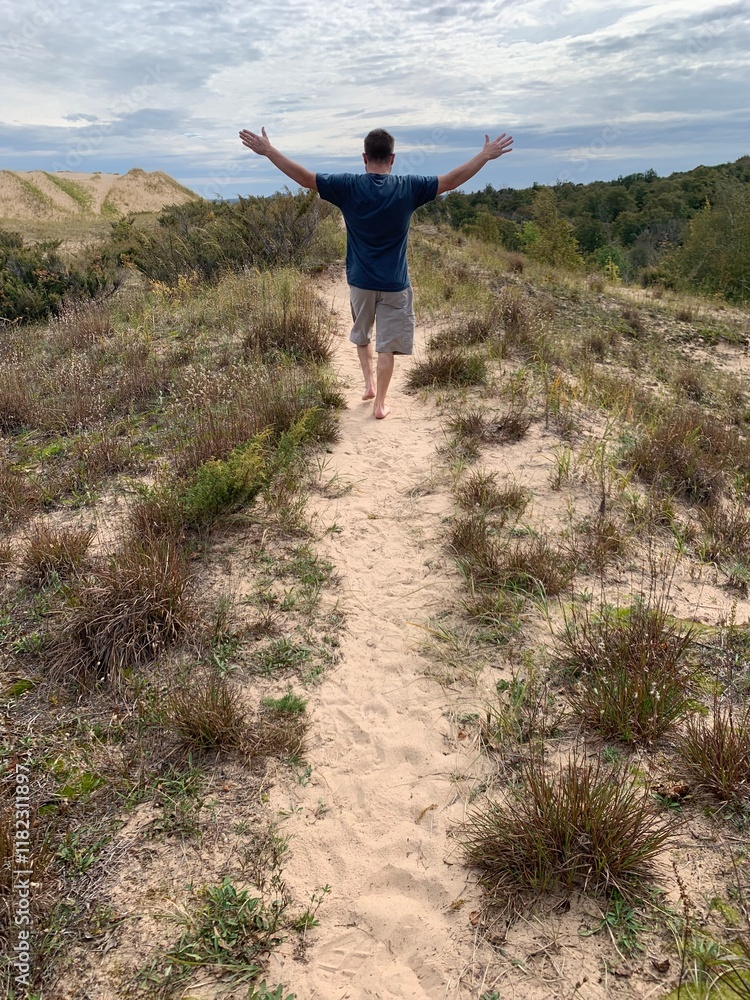 Fototapeta premium Dune Ridge Walking