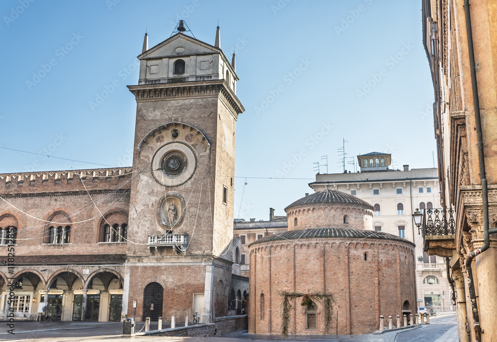 Obraz premium Rotonda of San Lorenzo in Mantua, Italy