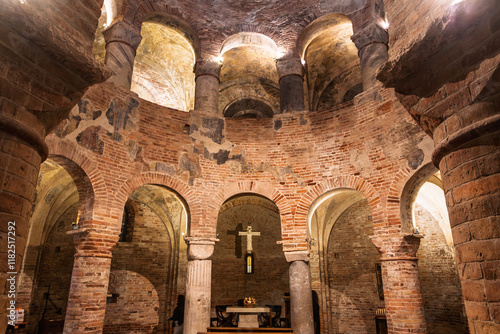 Foto Rotonda of  San Lorenzo in Mantua, Italy