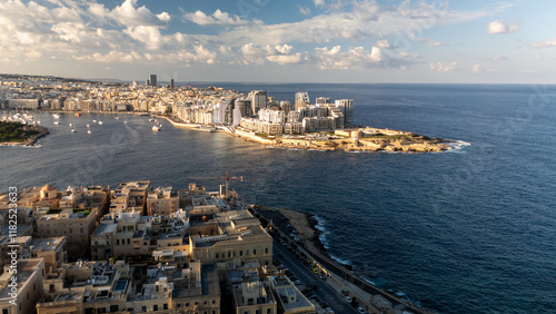 Obraz na płótnie Aerial footage in Malta during winter holidays. w salonie