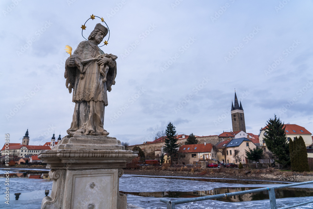 Fototapeta premium Telc, Czech Republic - January 4, 2025: Cityscape in the city center. Cityscapes of Telc, a historic city in the Czech Republic.