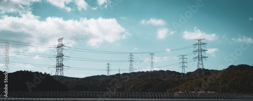 送電線のシルエット