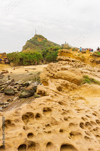Obraz na płótnie Daytime view of the landscape of Yehliu Geopark w salonie