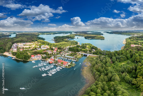Fototapeta Naklejka Na Ścianę i Meble -  Piękna Góra, Jezioro Kisajno i jezioro Tajty.
