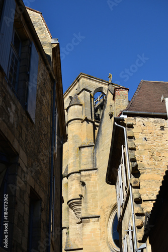 Edifice