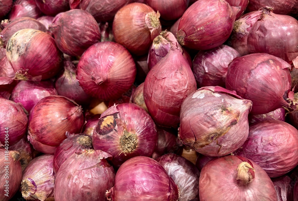 Onion. Fresh Red Onions on a Farmers Market.
Red Onions texture background. Onion. Fresh Red Onions on a Farmers Market.
Red Onions texture background.