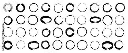 Grunge circles brush set. Black circle frames. Round line of black paint. Grunge round shapes. Circular ink brush stroke fro design elements. Vector illustration.