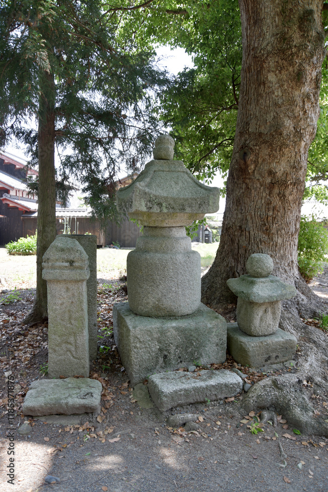 針江日吉神社 宝塔 滋賀県高島市新旭町 針江日吉神社 宝塔 滋賀県高島市新旭町