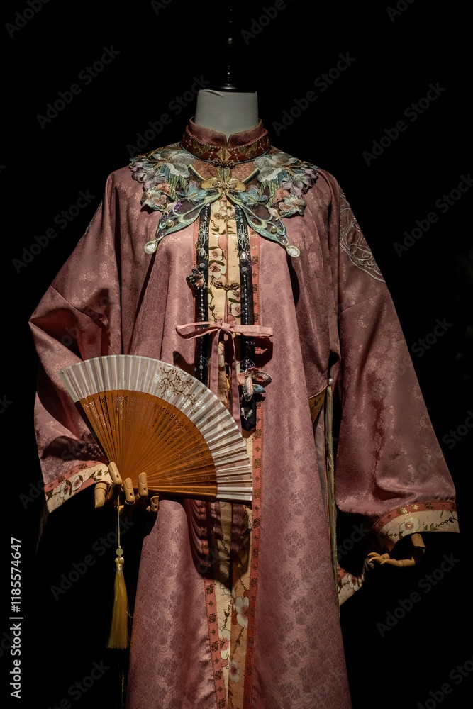 Fototapeta premium Festive traditional dress of Chinese Ming Dynasty in Asian Arts Museum