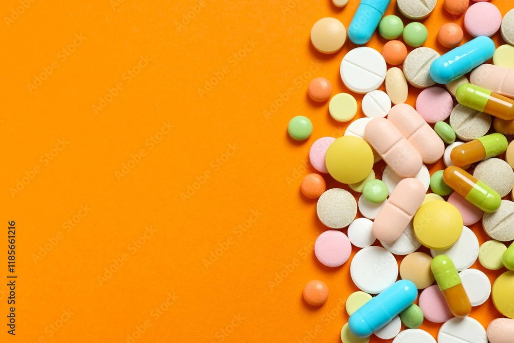 Obraz premium Various pills on color background