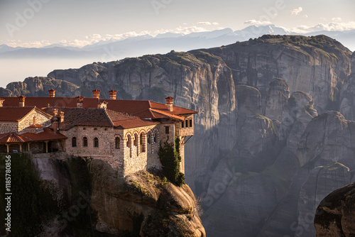 Obraz na płótnie Monastery of Varlaam in Meteora. Amazing view of second biggest orthodox monastery in Meteora, Greece. Beautiful sunset light over Meteora. w salonie
