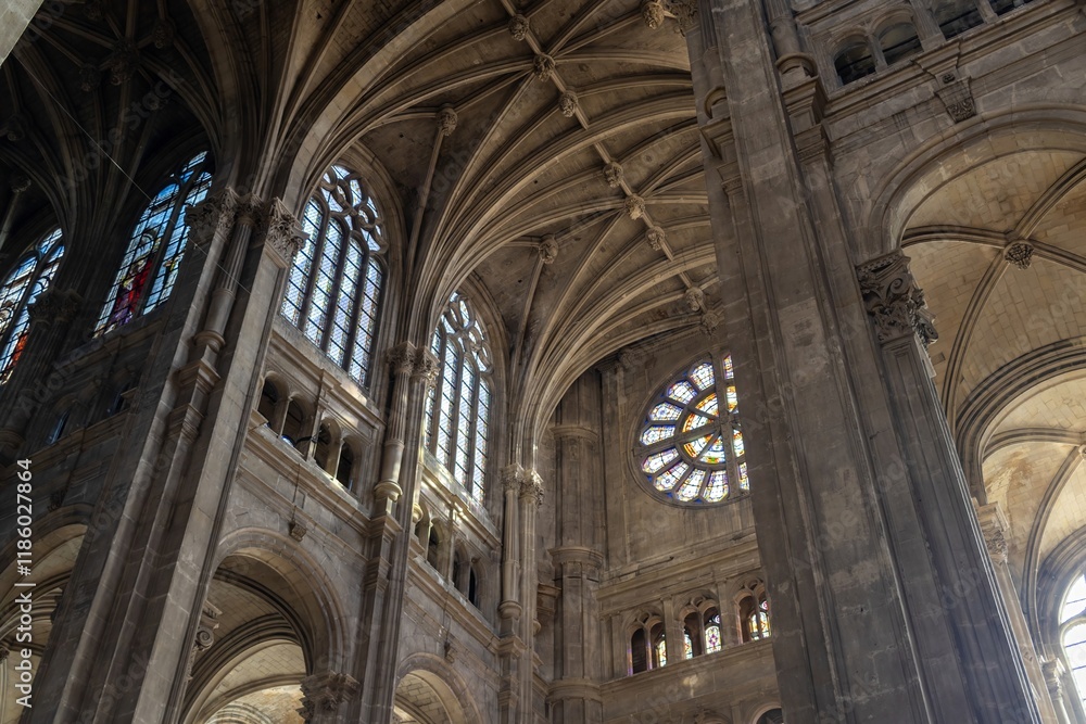 Fototapeta premium interior of saint cathedral city