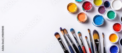 Artistic supplies Brushes a...