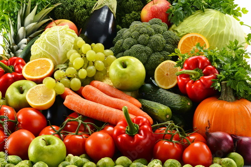 food, vegetable, vegetables, fruit, tomato, pepper, healthy, fresh, red, green, isolated, diet, vegetarian, fruits, onion, cucumber, white, apple, raw, ripe, agriculture, organic, nutrition, cabbage, 
