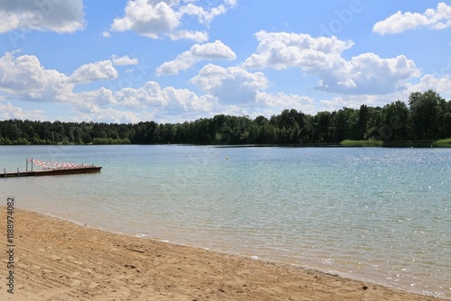 Blick auf den Heidesee der Gemeinde Holdorf im Oldenburger Münsterland in Niedersachsen photo