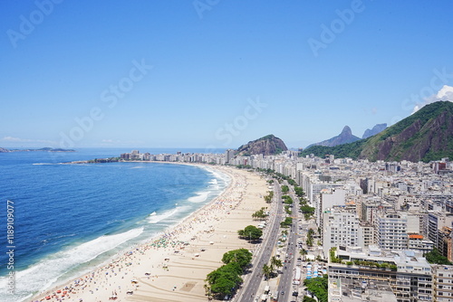 Copacabana Beach in Rio de Janeiro, Brazil - ブラジル 
 リオデジャネイロ コパカバーナビーチ