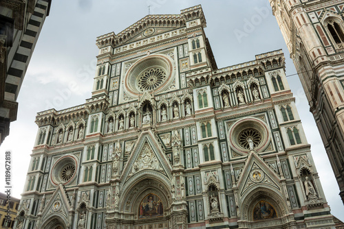 Obraz na płótnie Partial view of the Duomo of Florence w salonie