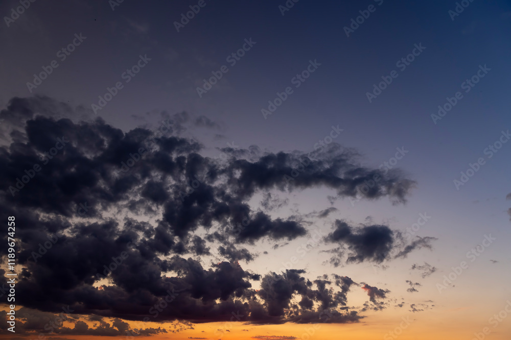 Obraz premium beautiful multicolored sky during sunset