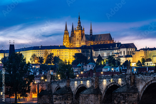 Fotografi night view of the city of Prague, Czech republic