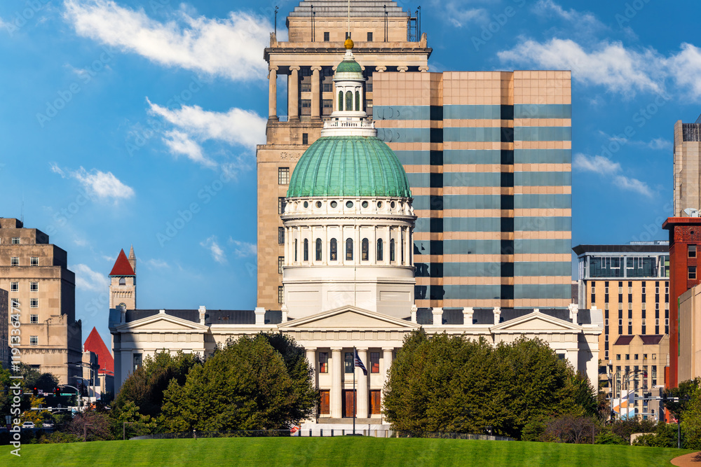 Old Courthouse in St. Louis, Missouri on a sunny day. Old County Courthouse was built as a combination federal and state courthouse in St. Louis, Missouri