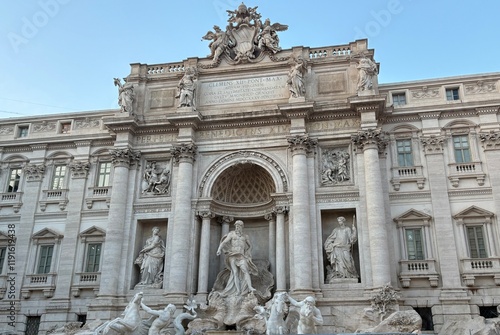 the trevi fountain photo