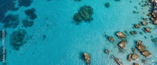 Vista Aérea del Océano Tropical Turquesa con Arrecifes de Coral, Banner de Naturaleza photo