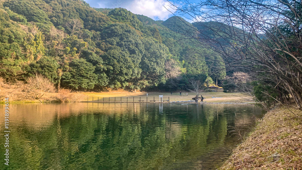 Obraz premium 薬王寺水辺公園の風景