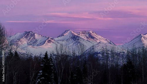 Foto Sunset in the mountains in Anchorage, Alaska