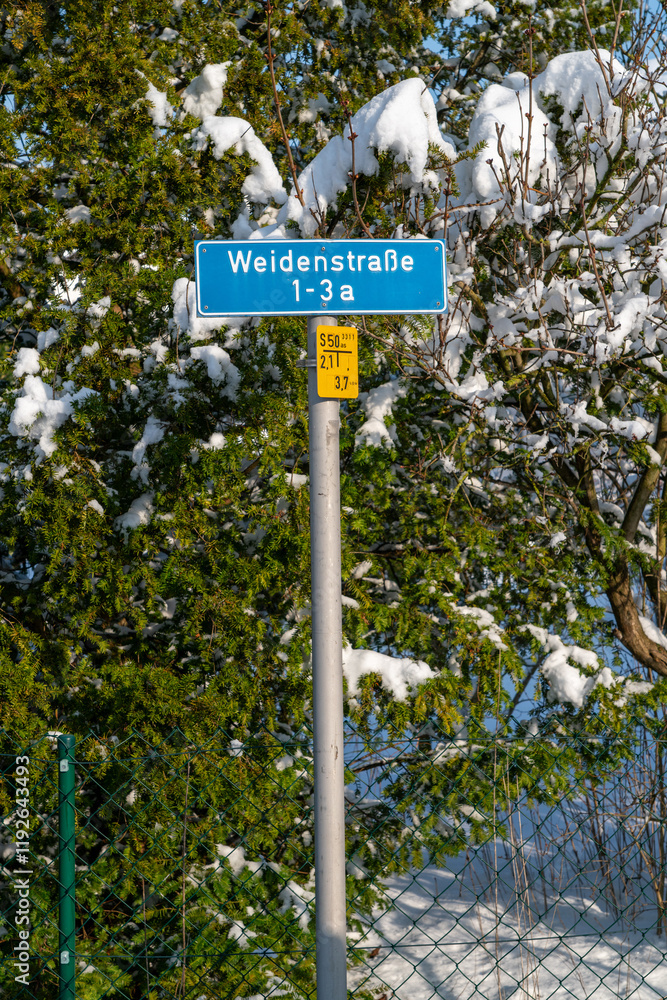 Straßenschild Weidenstraße Straßenschild Weidenstraße