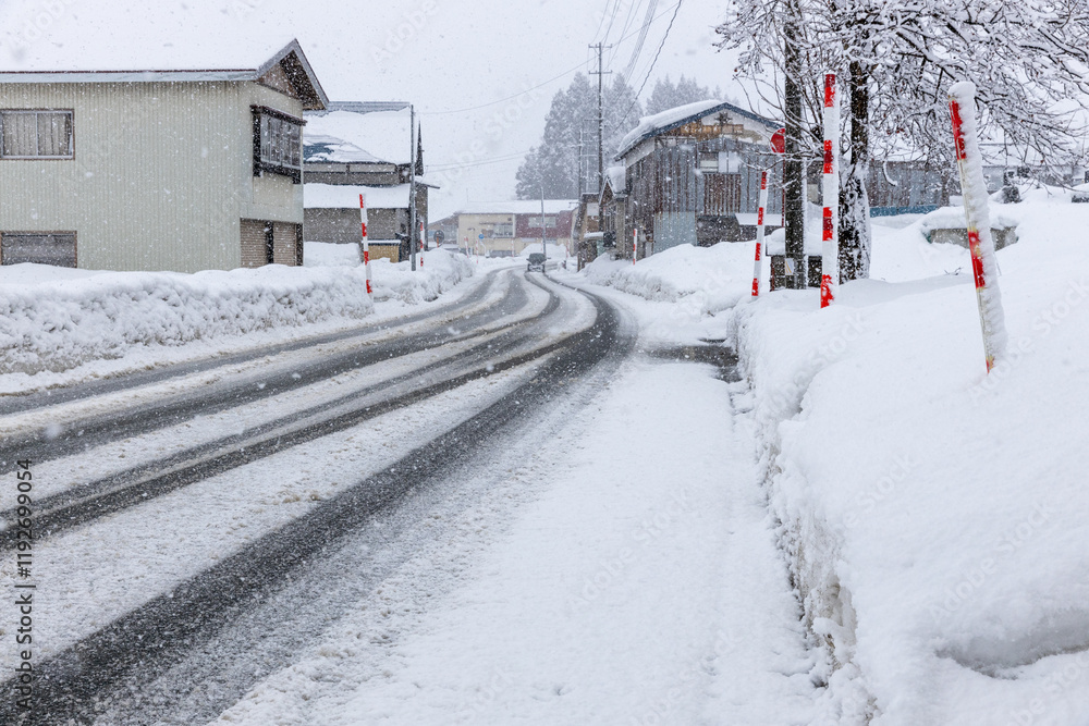 田舎の道路の雪景色 田舎の道路の雪景色