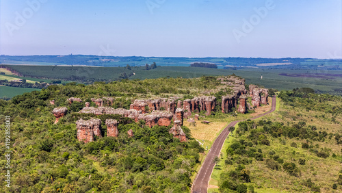 Parque Estadual de Vila Velha, Ponta Grossa, Paraná! uma vista aérea dos Arenitos. photo