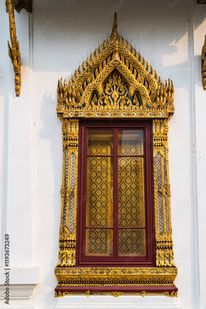 Fototapeta premium Grand Palace and the Temple of the Emerald Buddha - Wat Phra Kaew