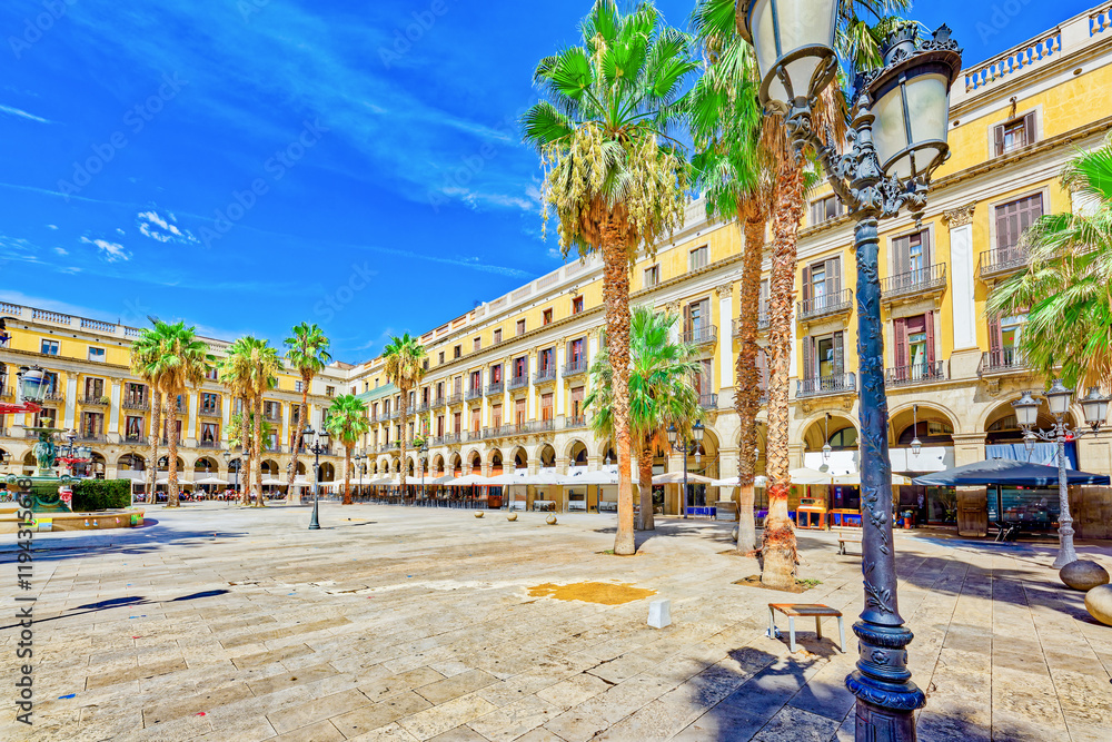 Fototapeta premium Barcelona. Royal Square is a square in the Barri Gotic .