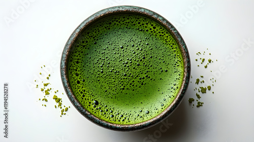 a green drink in a bowl photo