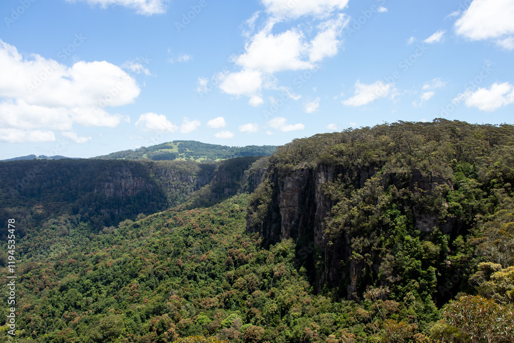 Obraz premium Looking out over the a valley 