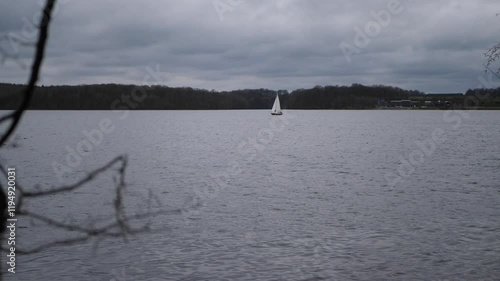 Lac de l'Eau d'Heure - Scenic Belgian Lake and Leisure Destination