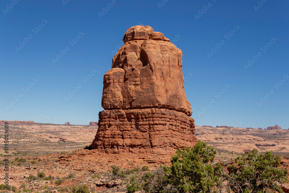 Fototapeta premium Rock walls and formations of beautiful Arches National Park in Utah