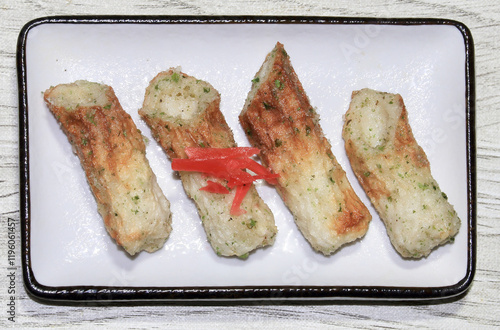 一人暮らしの一皿　ちくわの磯辺揚げ