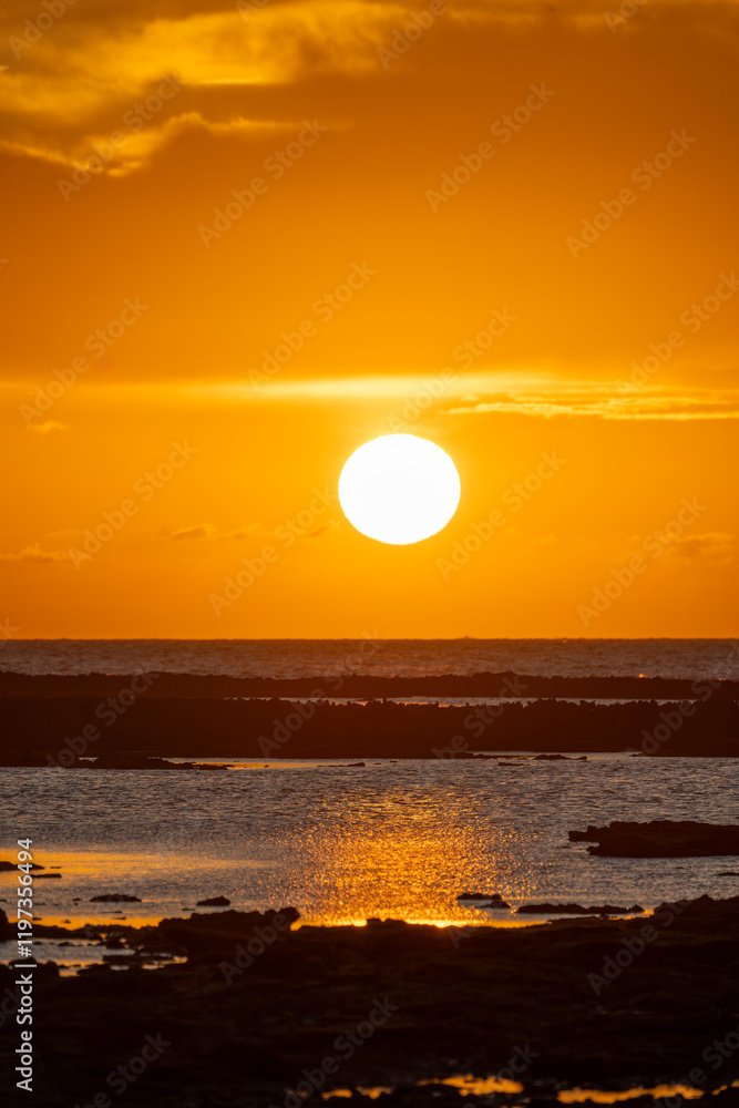 Rota, Stadt im Südwesten, Spanien, Andalusien in der Provinz Cádiz / Costa de la Luz / Strand im Sonnenuntergang