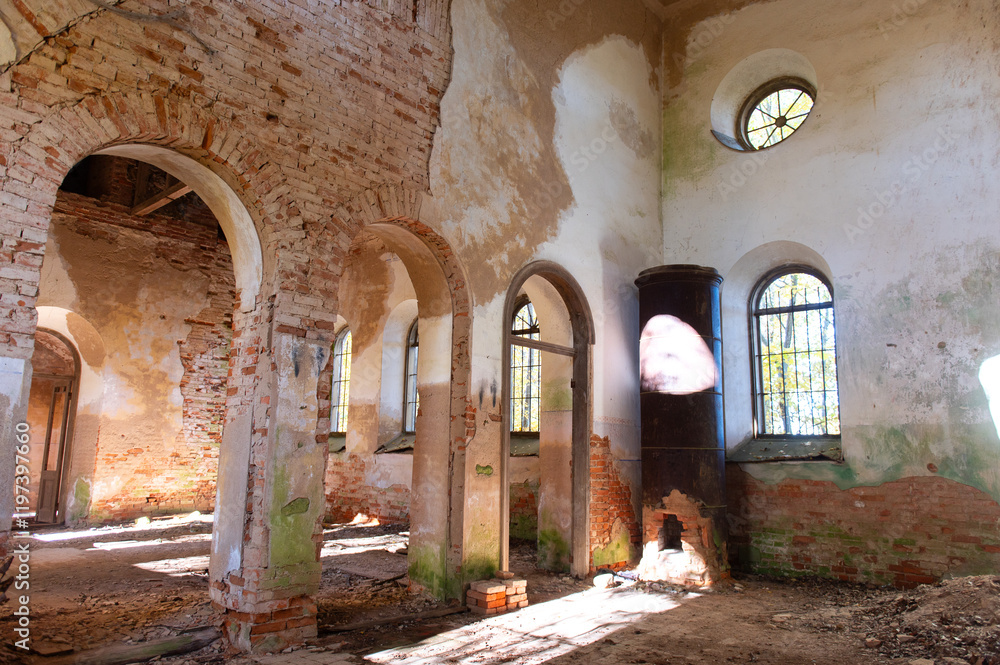 Fototapeta premium Ruins of an old and abandoned Orthodox church in Latvia