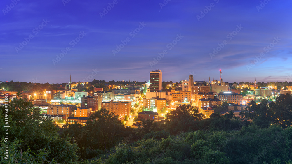 Naklejka premium Lynchburg, Virginia, USA Downtown City Skyline