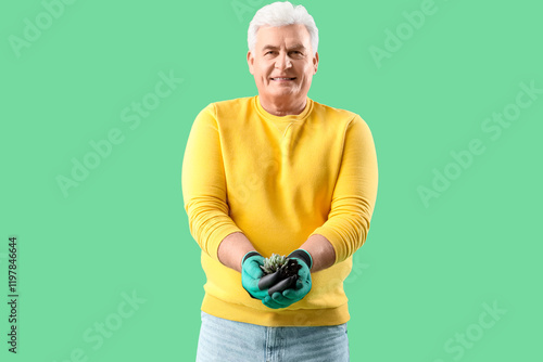Mature man with succulent p...