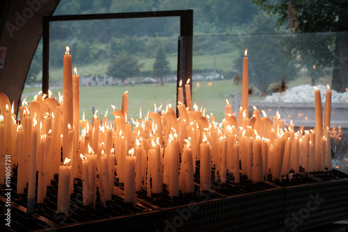 Velas, monasterio en el monte