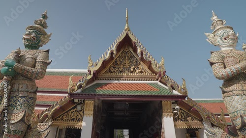 Wallpaper Mural Bangkok, Thailand - Wat Phra Kaew, the most important Buddhist temple with stunning architecture and houses the Emerald Buddha. Torontodigital.ca